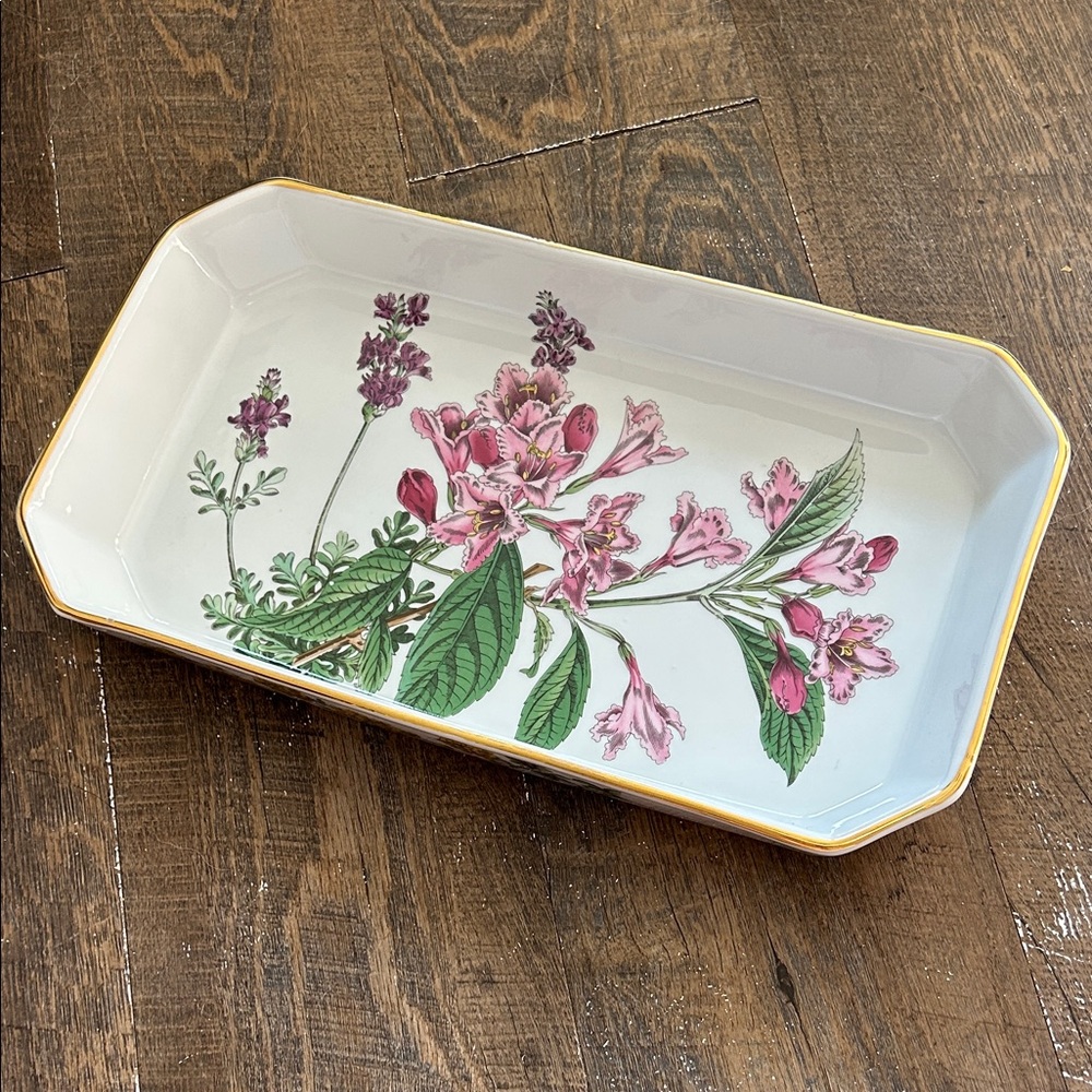 Vintage Spode "Stafford Flowers" - 14" Oven to Table Rectangular  Gold‎ England